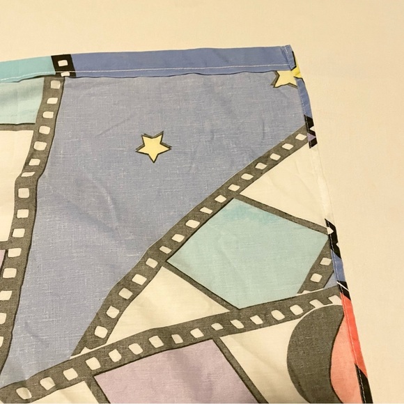 Vintage Mickey Mouse and Friends Twin Flat Sheet Hollywood Film Goofy Minnie - Picture 16 of 16